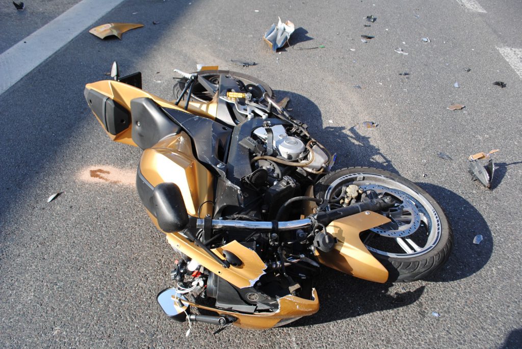 wypadek motocyklisty