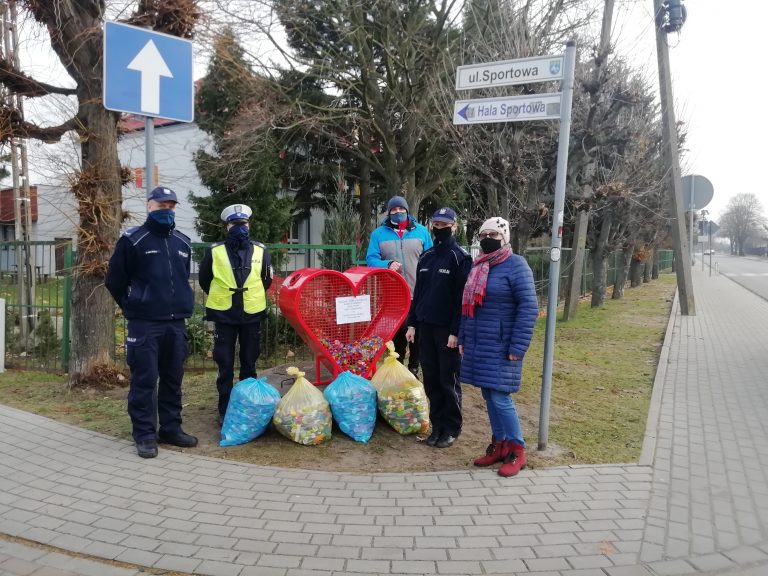 nakrętki od policjantów