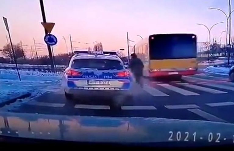 policja potrąciła pieszego