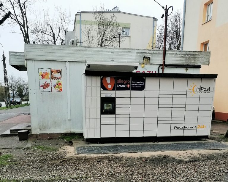paczkomat w łęczycy