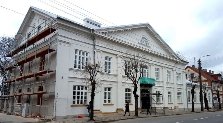pałac w ozorkowie