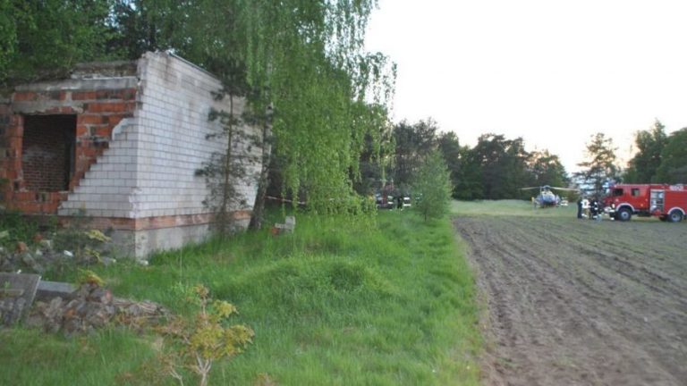 dach runął