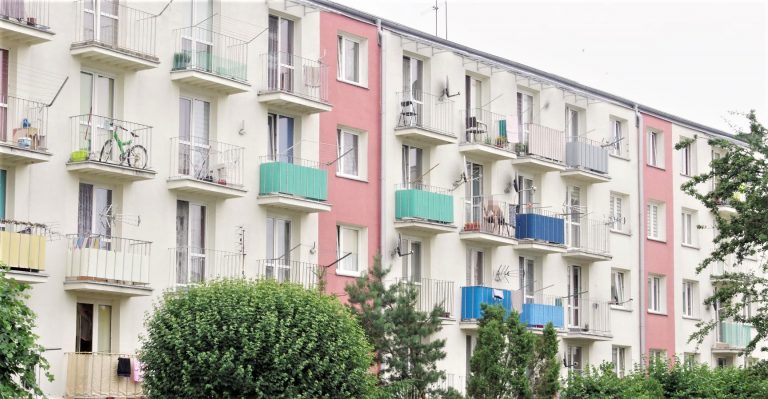zakaz palenia na balkonach