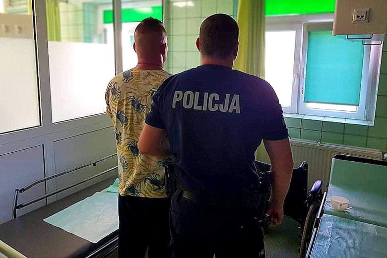 pijany ojciec groził