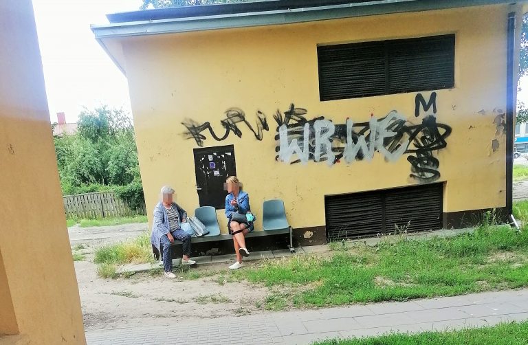 poczekalnia przy trafo