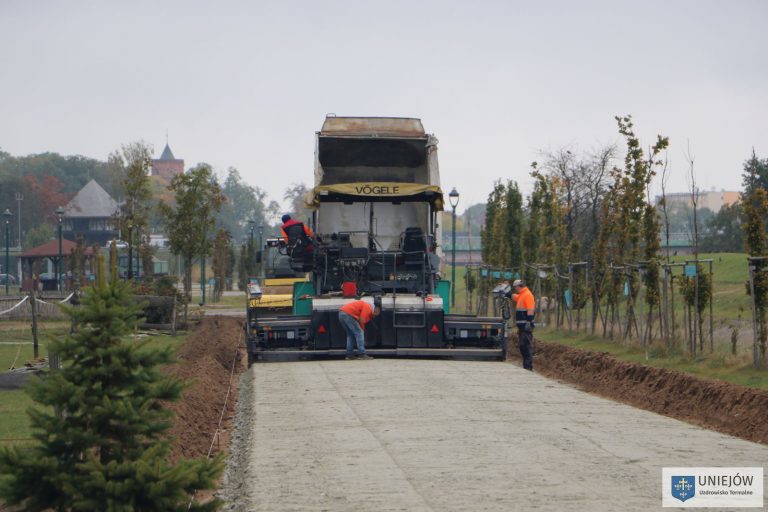 droga dojazdowa uniejów