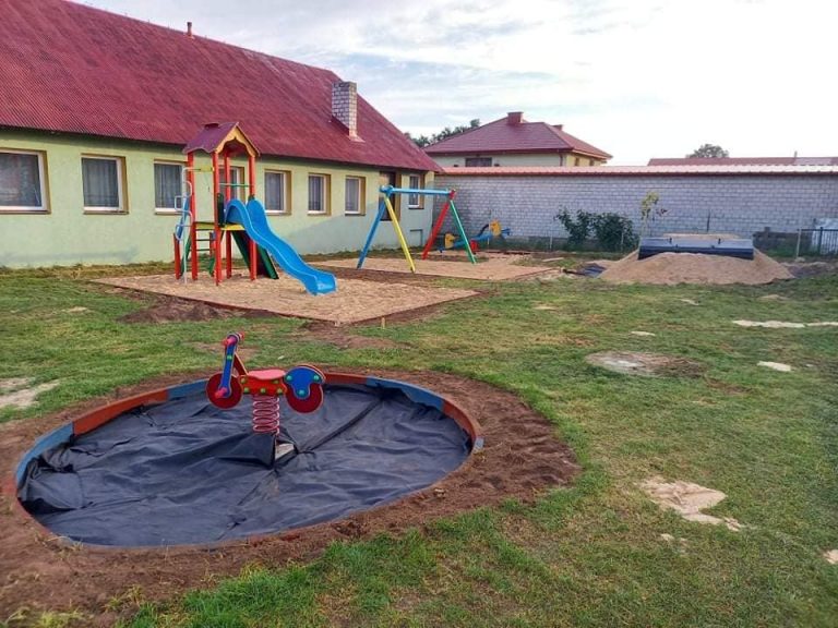 zadzim plac zabaw