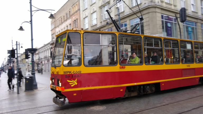 tramwaj potrącił