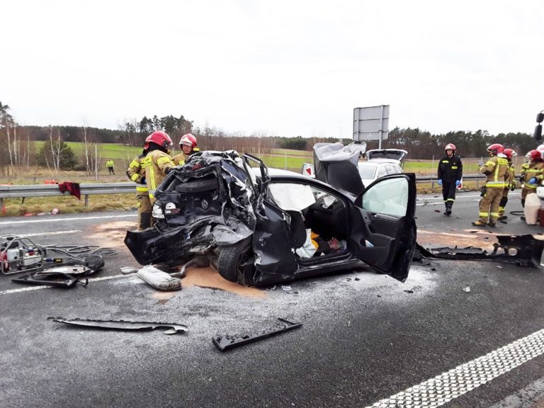 wypadek na autostradzie