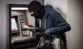 włamanie do bankomatu