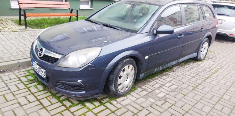 opel na dworcowej