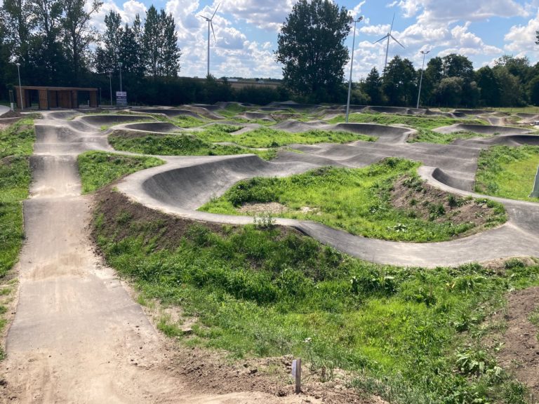 pumptrack parzęczew