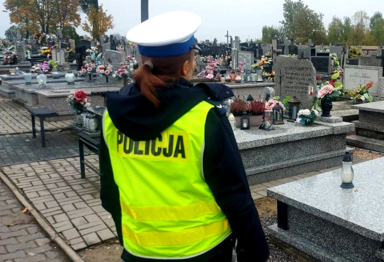 wszystkich świętych policja