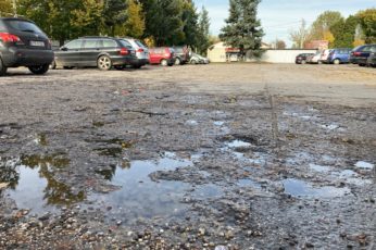 parking przy hali