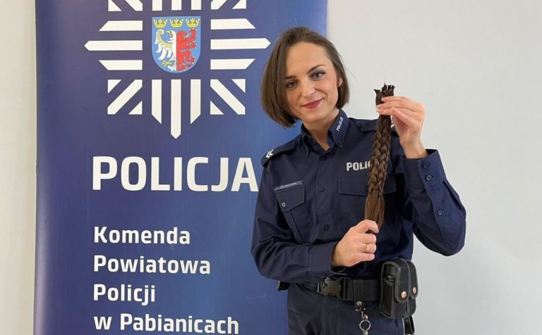 włosy policjantki