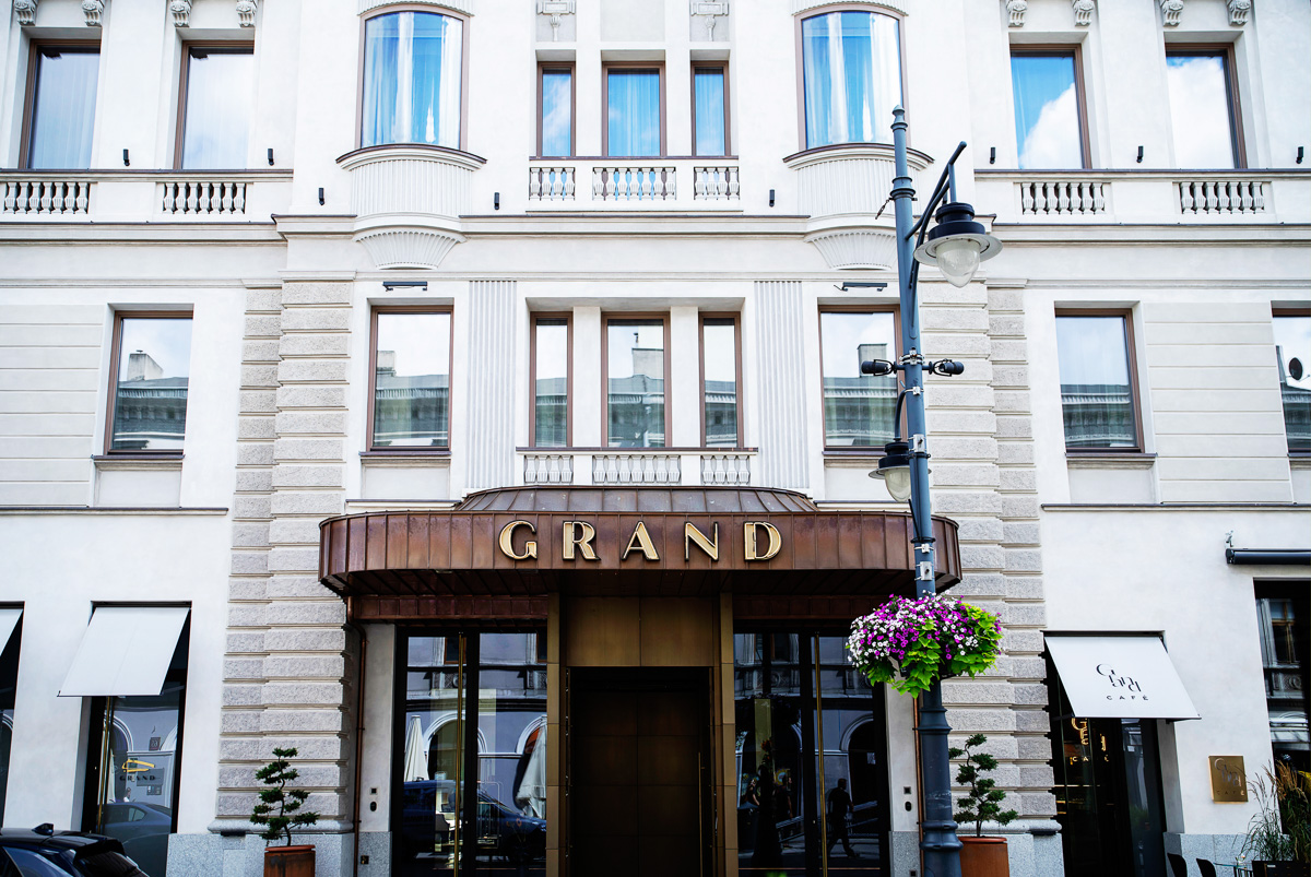 hotel grand