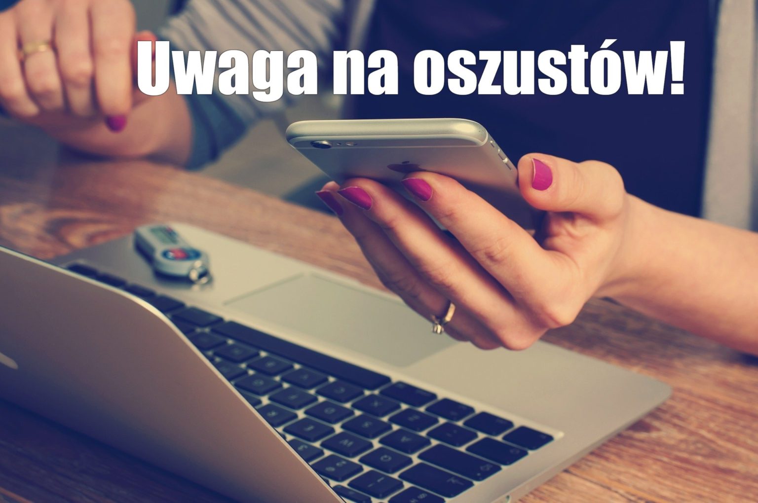 oszuści
