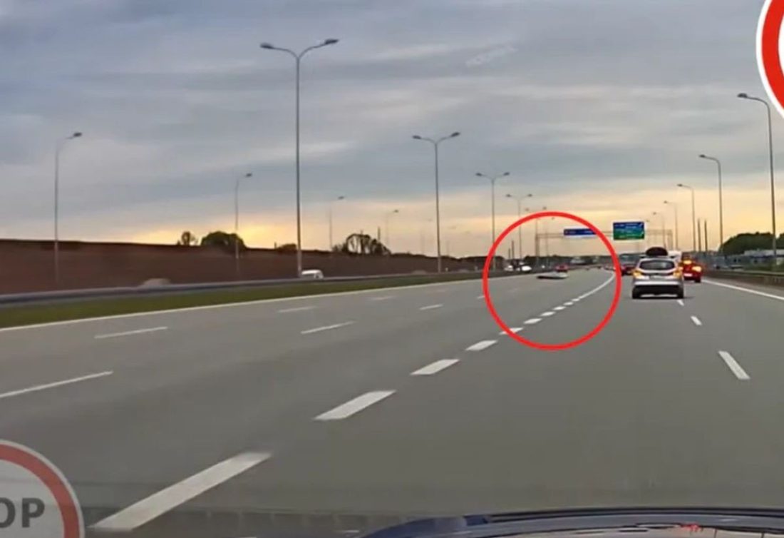 kajak na autostradzie
