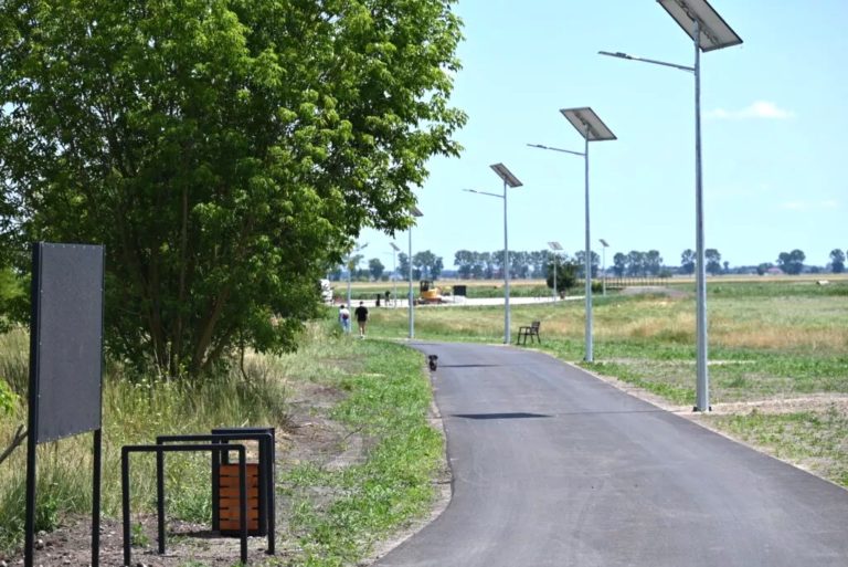 pierścień