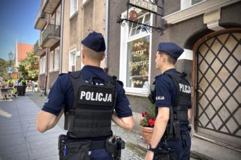 policjanci