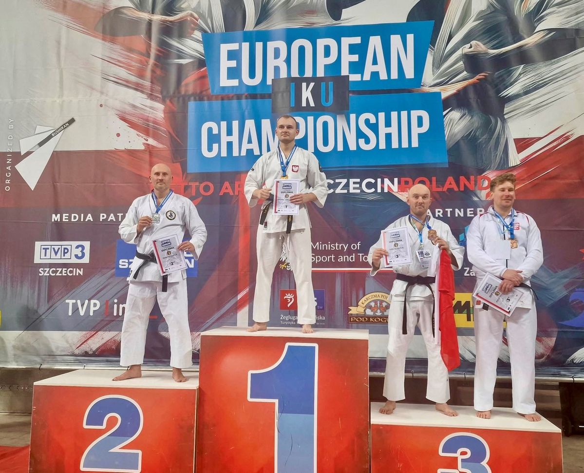 Medalista z poddębickiej komendy