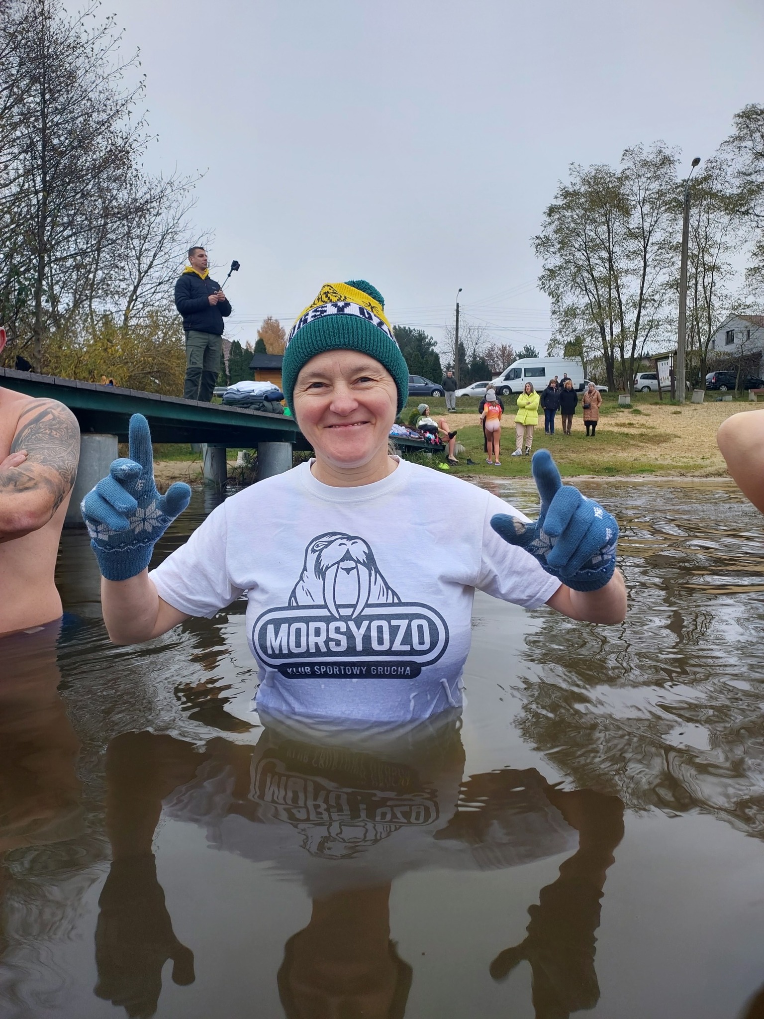 Dla ochłody, chlup do wody… morsowanie w Ozorkowie