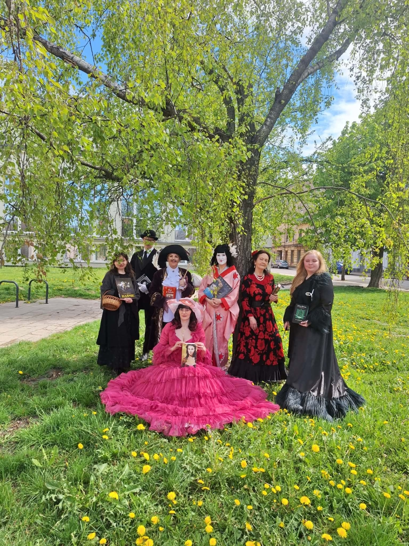 Nietypowy happening w bibliotece