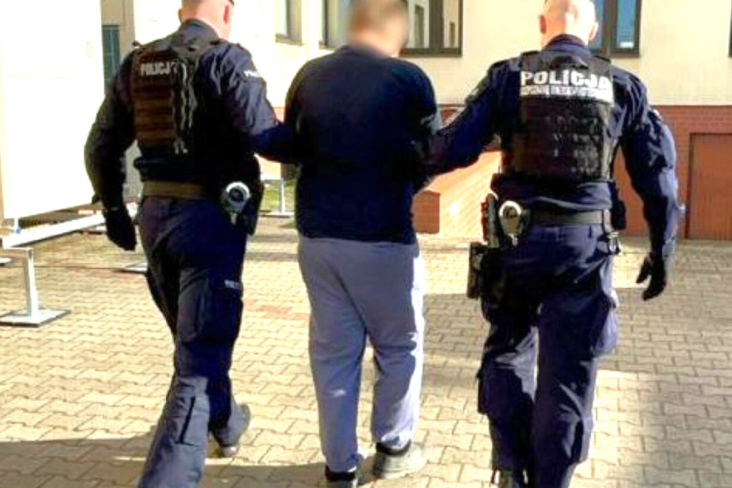 potrącił policjanta