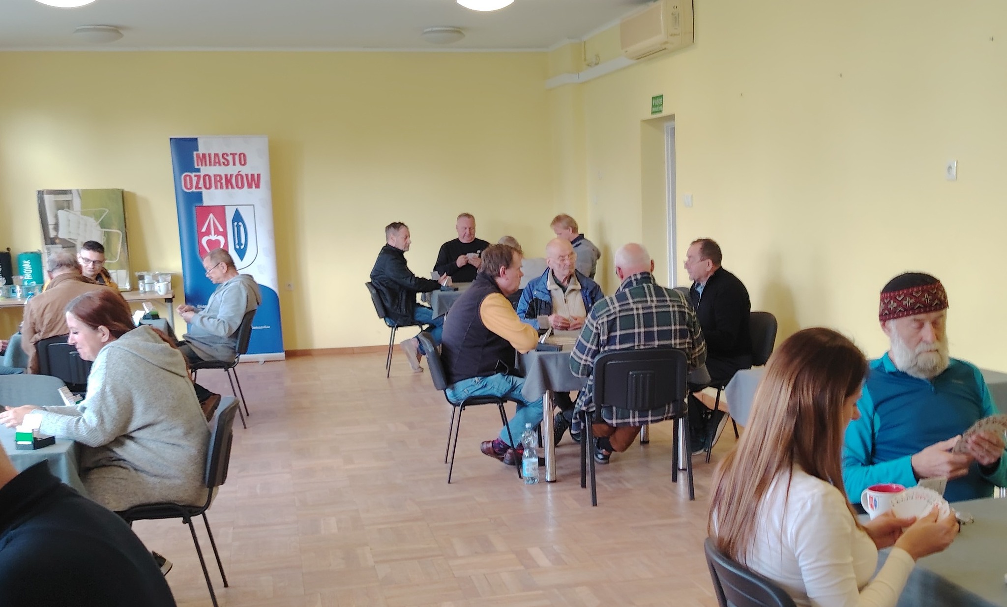 Miłośników brydża nie brakuje