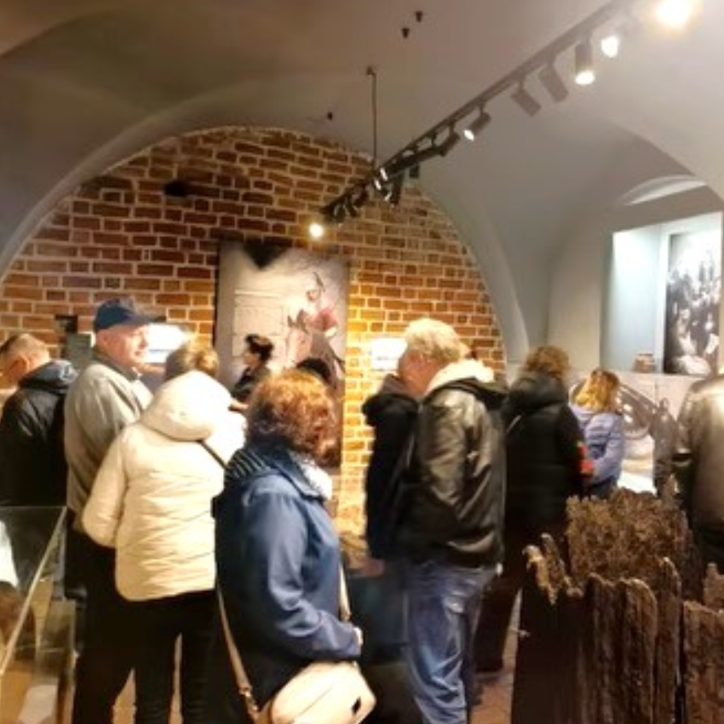 Filmowa Noc Muzeów w łęczyckim zamku (wideo)