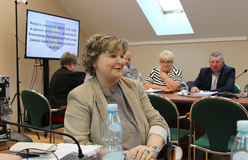 Wójt gminy Zadzim z jednogłośnym absolutorium