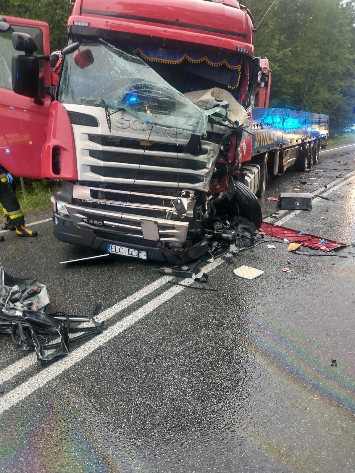 Tragedia pod Łowiczem! Jedna osoba nie żyje, pięć osób rannych!