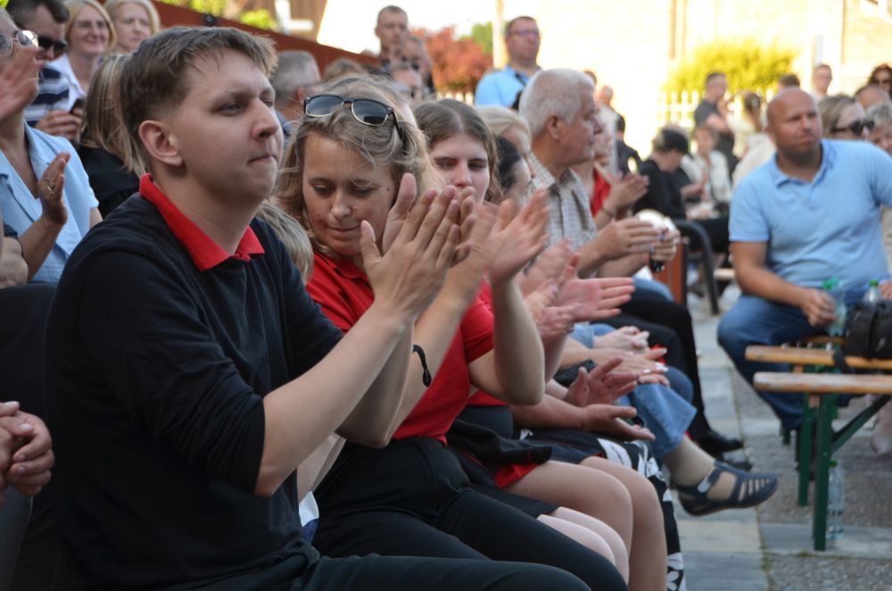 Orkiestry dęte mają liczne grono fanów. Głośny festiwal pod Uniejowem