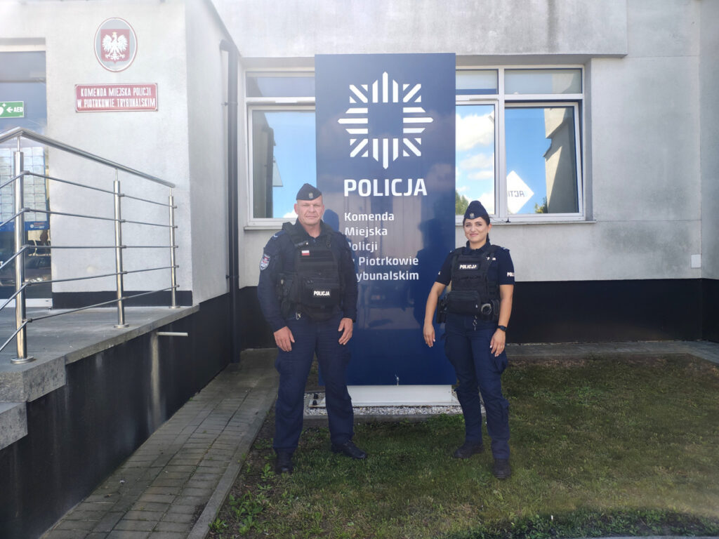 Położył głowę na torach! Jest film z akcji policji!